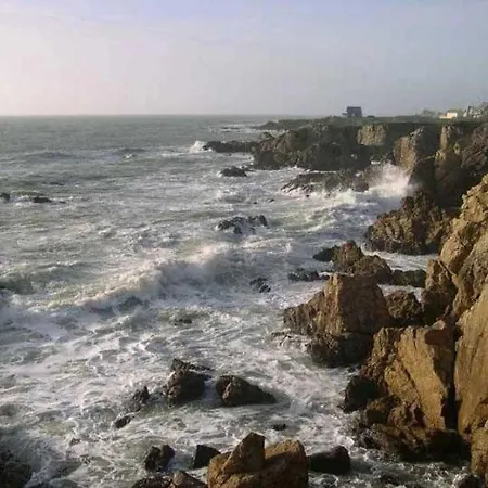 3 Etoiles - Piscine - Eeeddg *