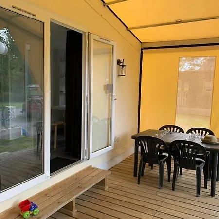 3 Etoiles - Piscine - Eeeddg *