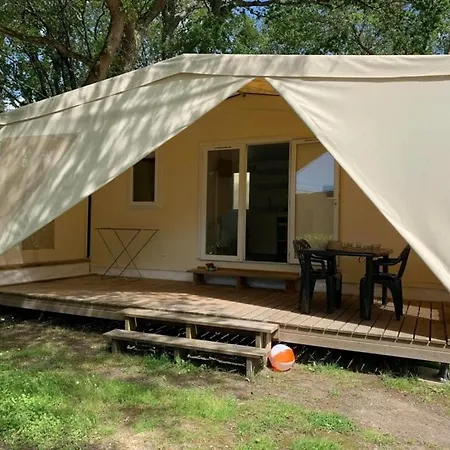 Campingplatz 3 Etoiles - Piscine - Eeeddg