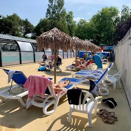 3 Etoiles - Piscine - Eeeddg * Saint-André-des-Eaux