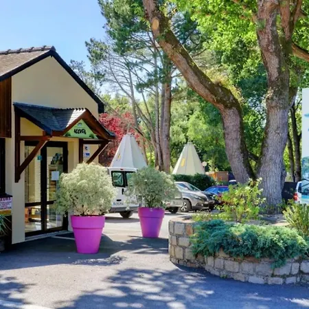 3 Etoiles - Piscine - Eeeddg Campsite