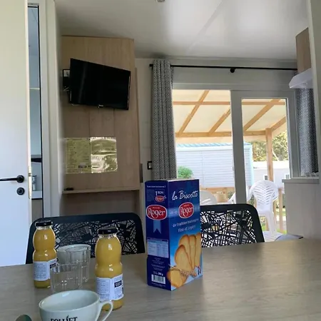 3 Etoiles - Piscine - Eeeddg * Saint-André-des-Eaux