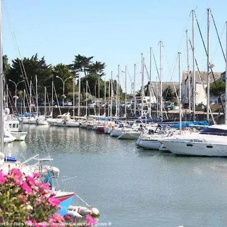 3 Etoiles - Piscine - Eeeddg *